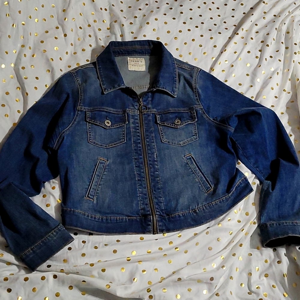 Torrid size 2 denim cropped jacket